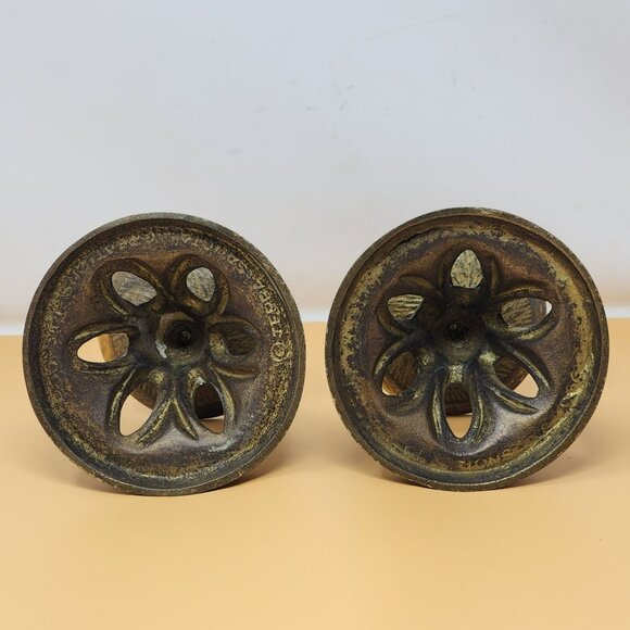 Pair Of Vintage Mid-Century Modern Brass Candle Holders - Picture 4 of 12